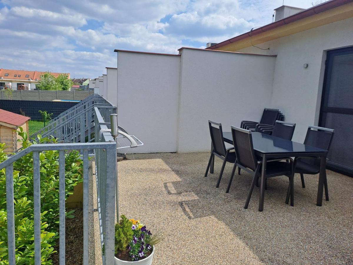 Apartmany U Zamecku هلوهوفيتس المظهر الخارجي الصورة