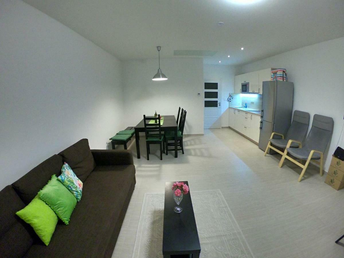 Apartmany U Zamecku هلوهوفيتس المظهر الخارجي الصورة